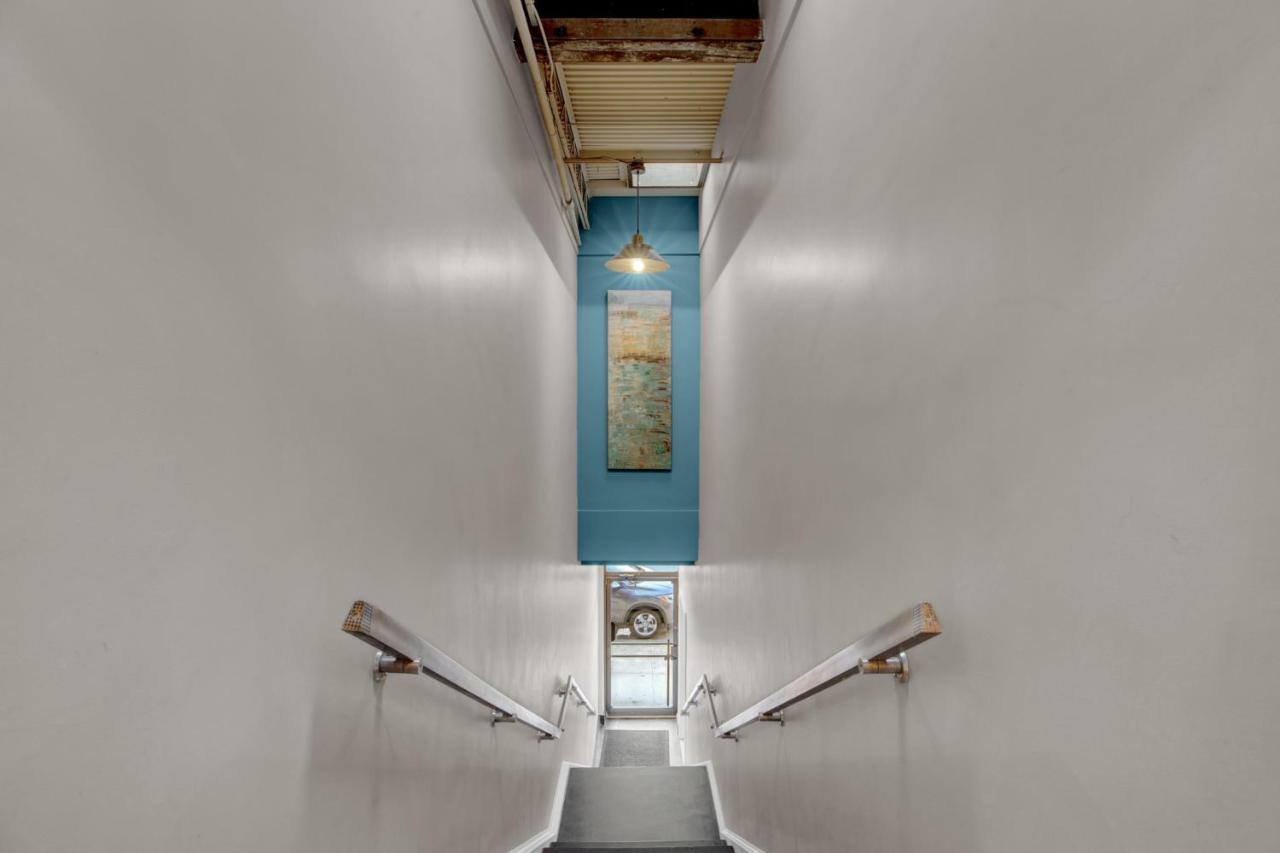 A Friendly Staycation - Downtown Greensboro Close To Major Attractions! 외부 사진