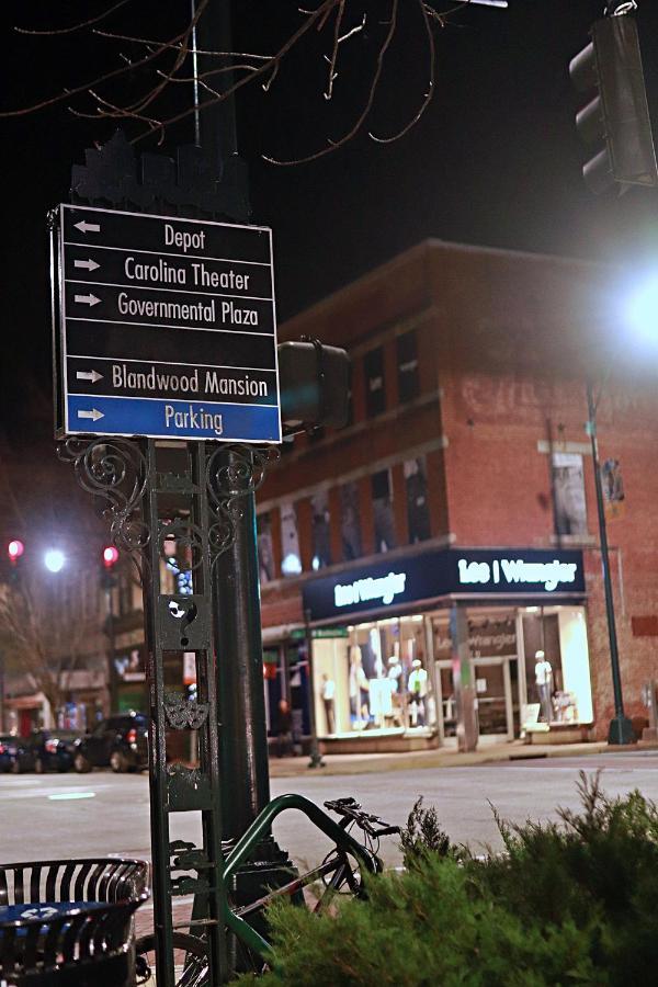 A Friendly Staycation - Downtown Greensboro Close To Major Attractions! 외부 사진